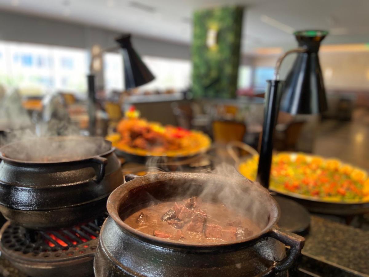 Parque Balneario Hotel Santos By Castelo Itaipava Экстерьер фото A pot of pap