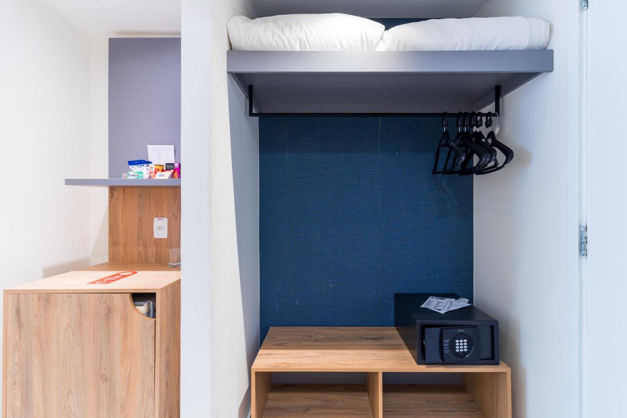 Parque Balneario Hotel Santos By Castelo Itaipava Номер фото A typical bedroom in the new halls of residence