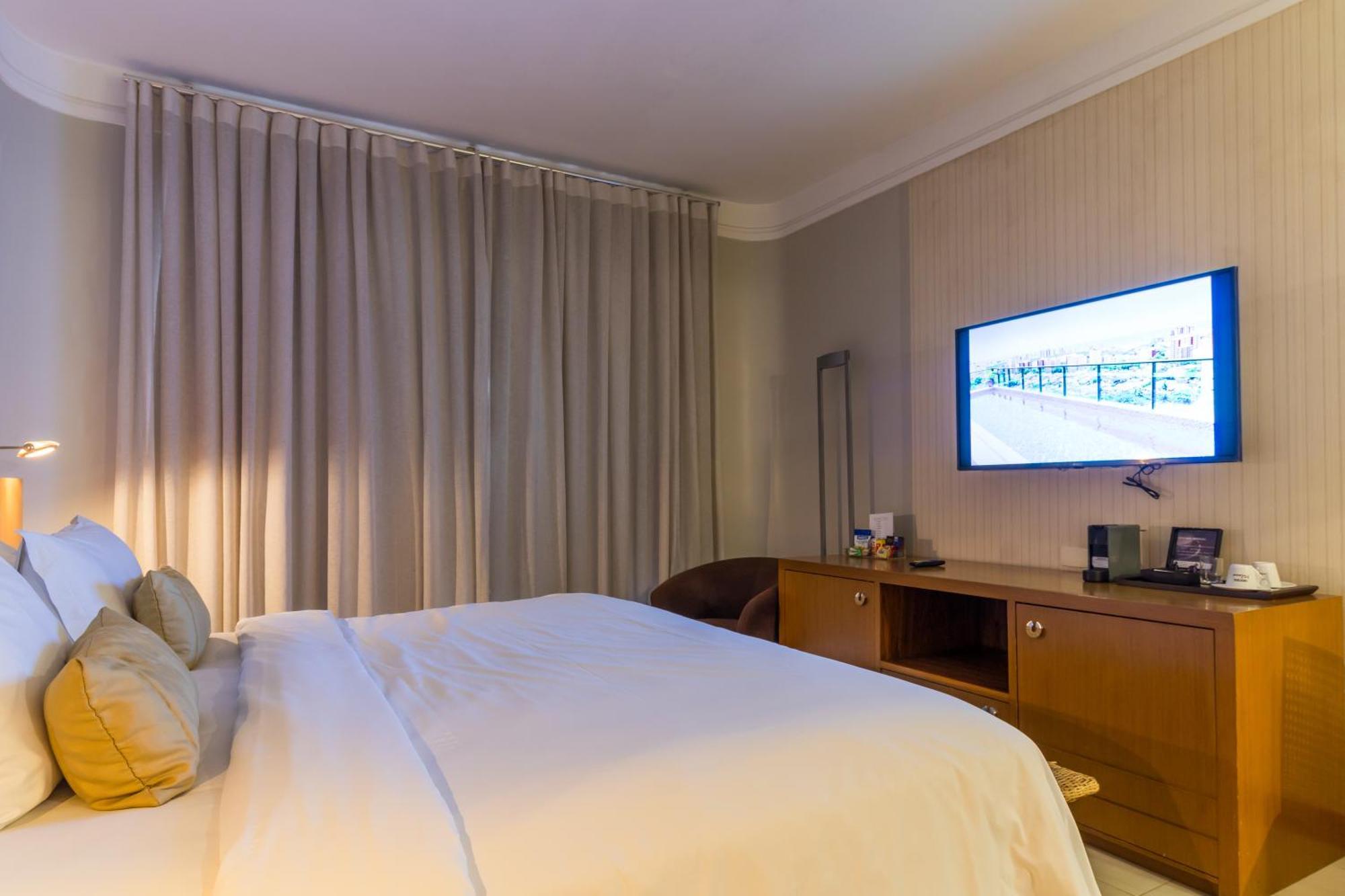 Parque Balneario Hotel Santos By Castelo Itaipava Экстерьер фото A bedroom at the hotel