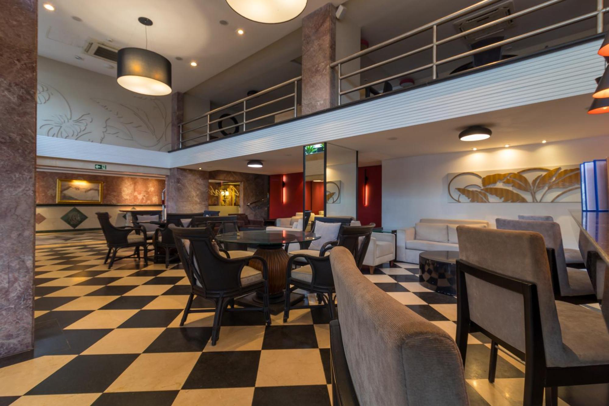 Parque Balneario Hotel Santos By Castelo Itaipava Экстерьер фото The interior of the hotel