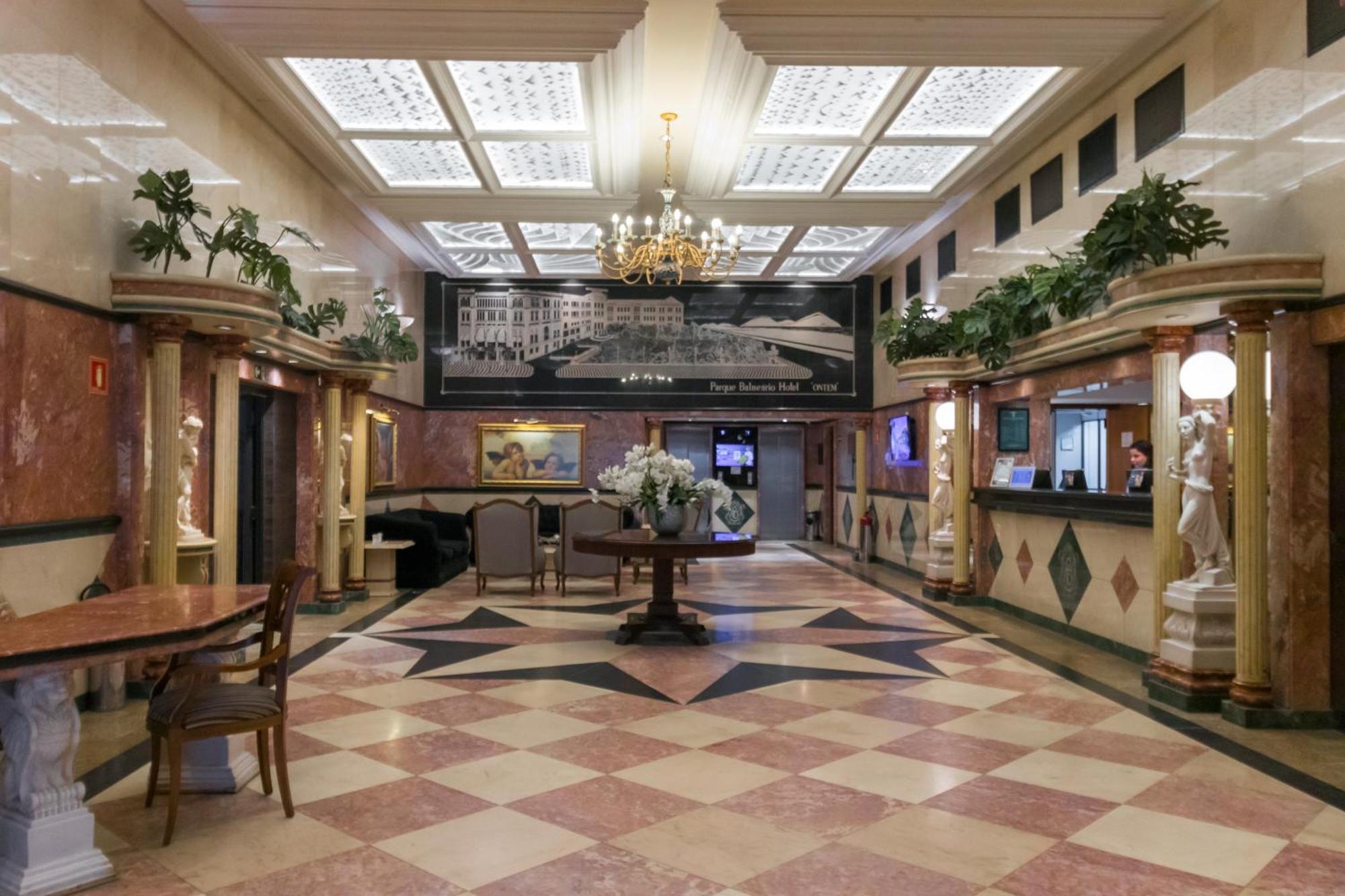 Parque Balneario Hotel Santos By Castelo Itaipava Экстерьер фото Lobby
